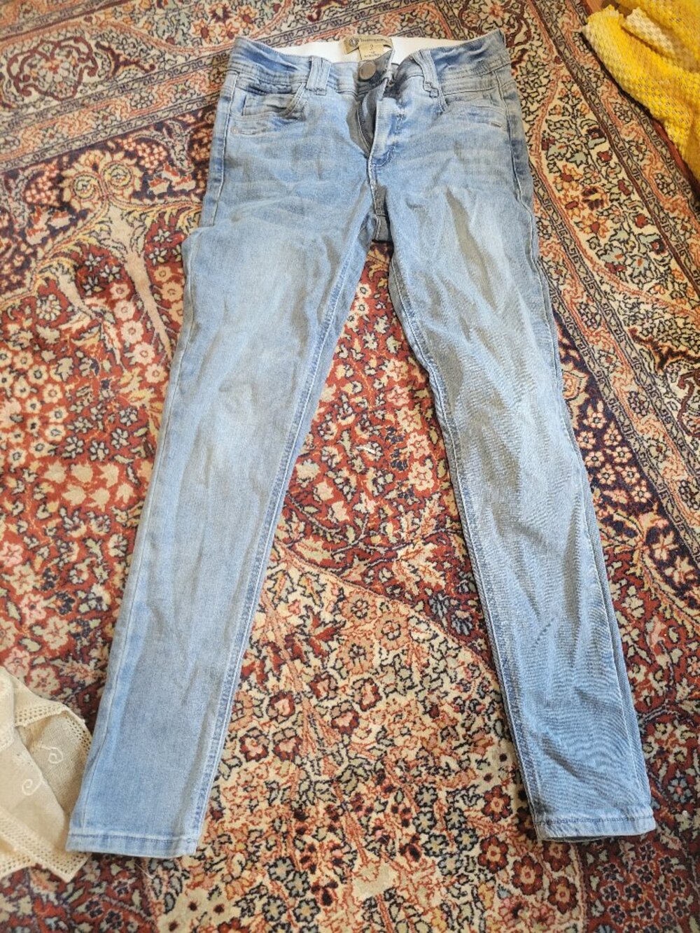 Democracy Hip hugging Skinny jeans Size 2